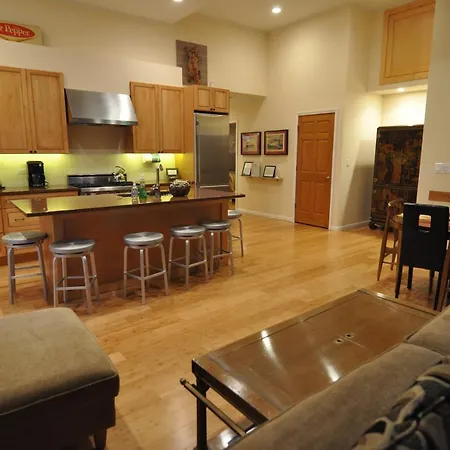 Apartment Magic Factory Lofts