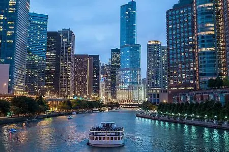 Hotel Saint Clair - Magnificent Mile 4*