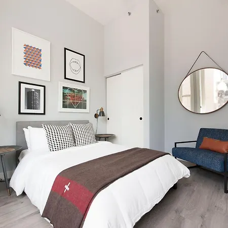 Aparthotel The Plymouth Luxury Suites By Sonder *