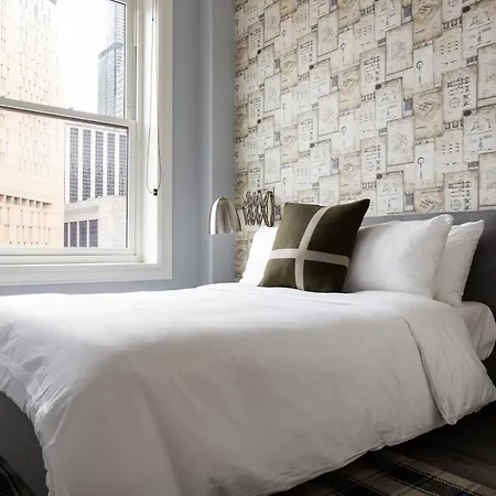 The Plymouth Luxury Suites By Sonder * Chicago