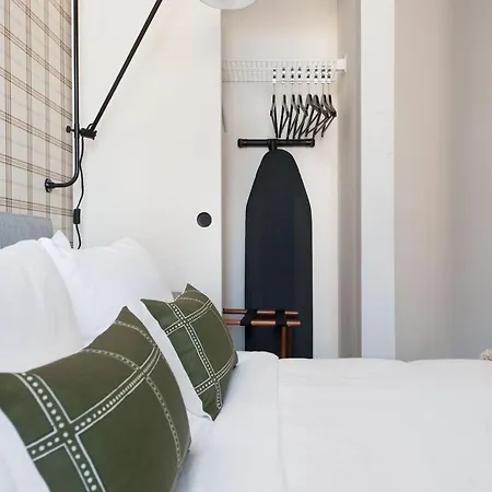 The Plymouth Classic Suites By Sonder Chicago
