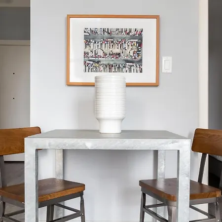Aparthotel The Plymouth Luxury Suites By Sonder Chicago