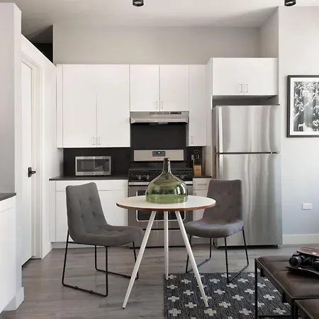 The Plymouth Classic Suites By Sonder Aparthotel *