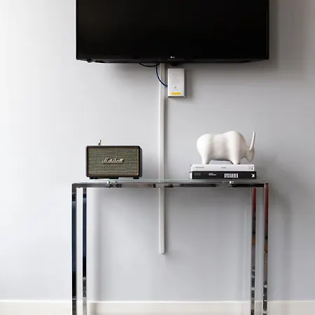 Aparthotel The Plymouth Luxury Suites By Sonder