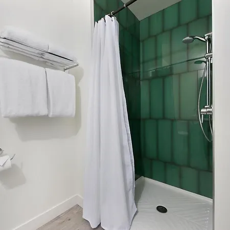 The Plymouth Classic Suites By Sonder Aparthotel *