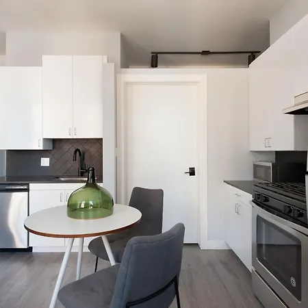 The Plymouth Classic Suites By Sonder Chicago