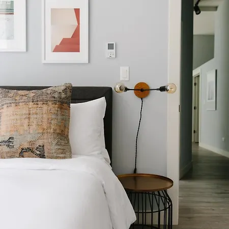 Aparthotel The Plymouth Deluxe Suites By Sonder
