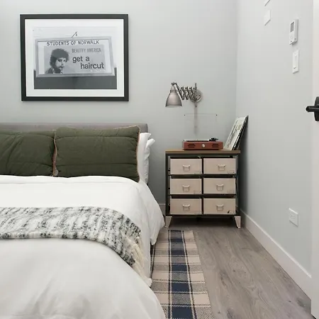 The Plymouth Classic Suites By Sonder