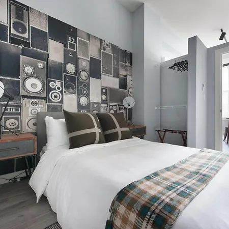 The Plymouth Classic Suites By Sonder * Chicago