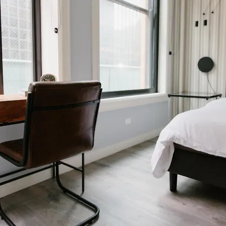 The Plymouth Deluxe Suites By Sonder