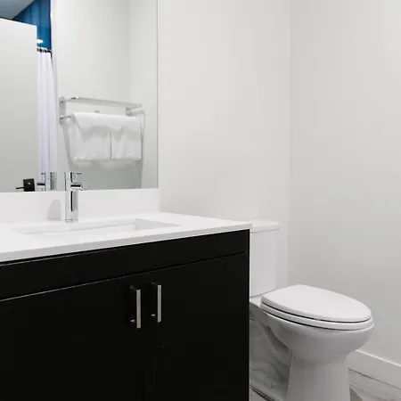 The Plymouth Deluxe Suites By Sonder Aparthotel Chicago