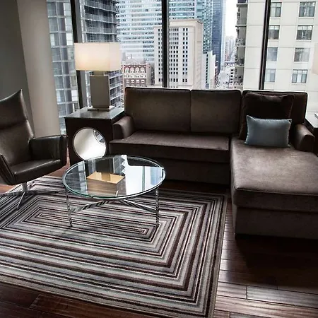 Hotel Eurostars Magnificent Mile 4*