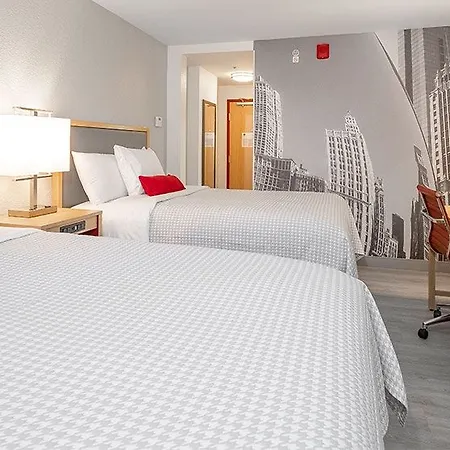Saint Clair - Magnificent Mile 4*