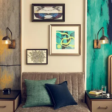 Sophy Hyde Park Hotel 4*