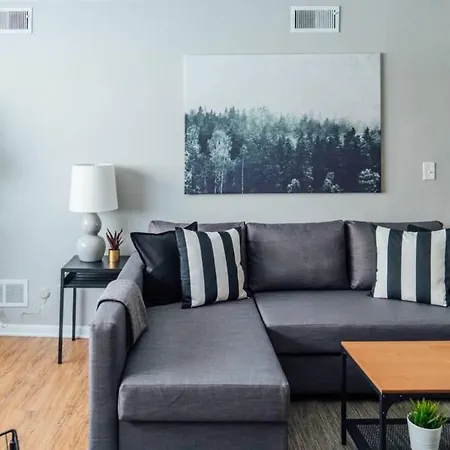 Apartment 1br Stylish Apartment, Perfect For Getaway - Oakdale 201 *