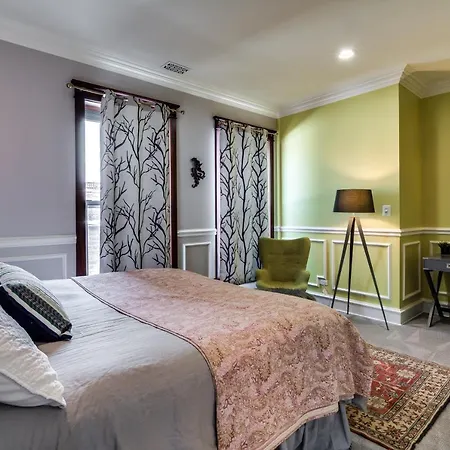 The Golden Arm (adults Only) Inn