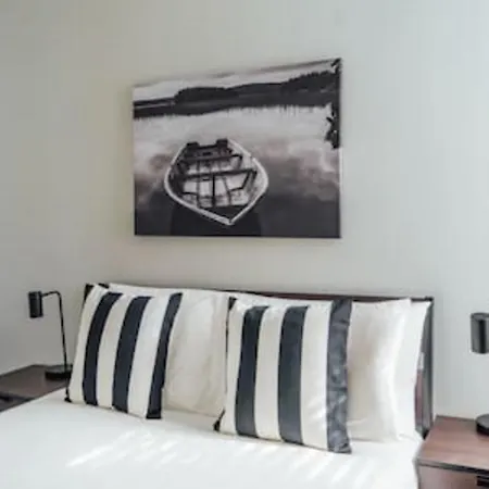 Convenient & Newly Decorated 1br - Roscoe 1d Apartment Chicago