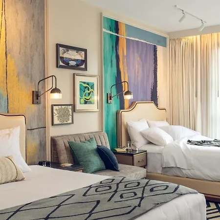 Sophy Hyde Park Hotel 4*