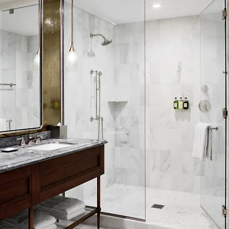 Sophy Hyde Park 4*