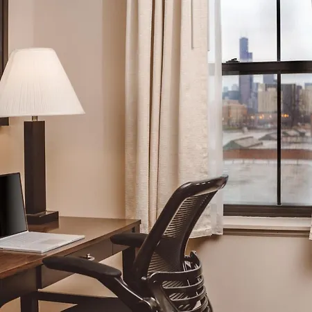 Hotel South Loop