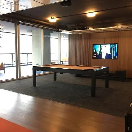 Corporate Suites In The Heart Of Magnificent Mile * Chicago