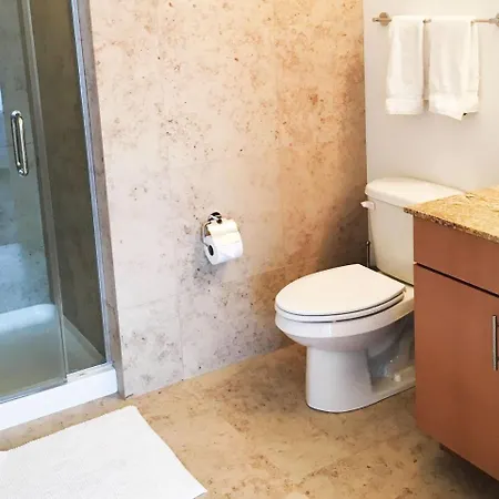 Apartment Corporate Suites In The Heart Of Magnificent Mile *