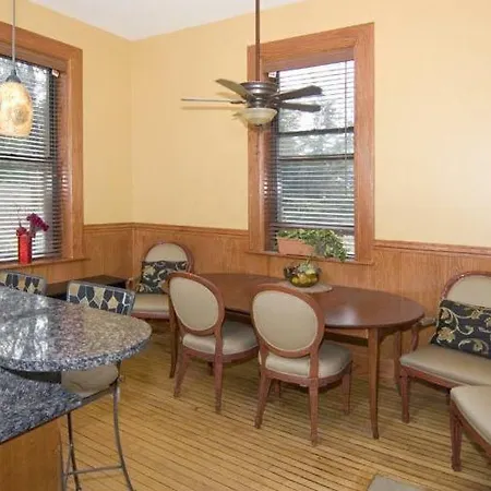 Bed & Breakfast Welcome Manor Chicago