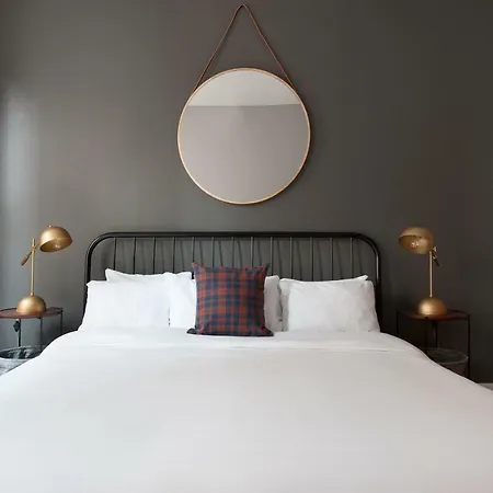 Sonder — Wrigley Field Aparthotel 3*