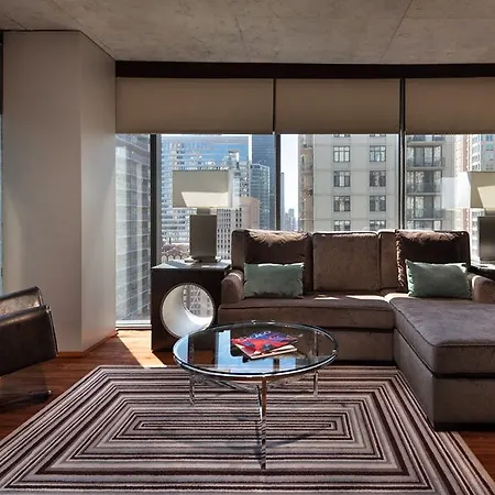 Hotel Eurostars Magnificent Mile 4*
