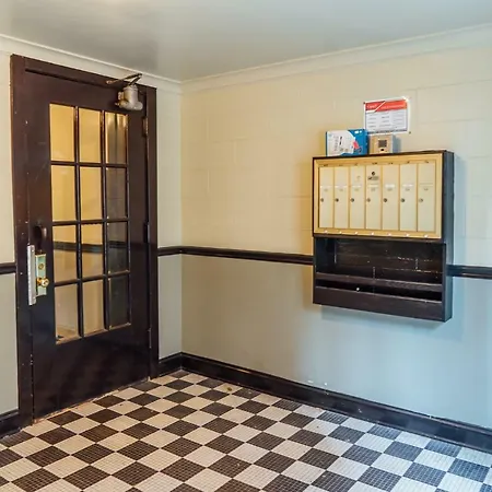 Apartment 1br Modern In The Heart Of The - Marshfield G Chicago