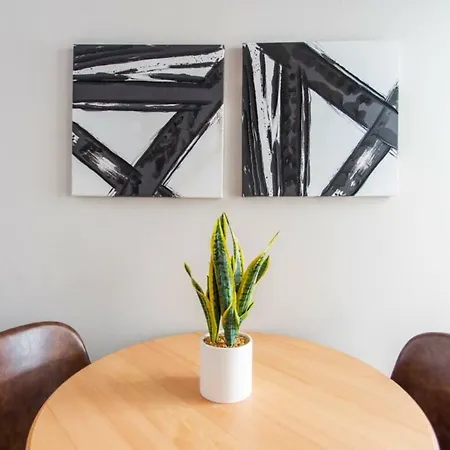 Lively 2br In Lincoln Square - Eastwood 47-1 *