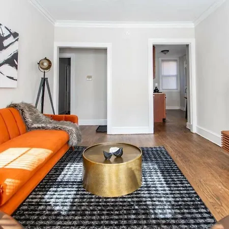 Lively 2br In Lincoln Square - Eastwood 47-1 Apartment *