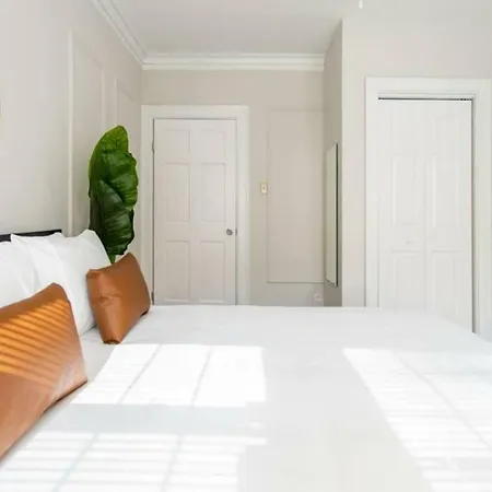 Lively 2br In Lincoln Square - Eastwood 47-1 Apartment *