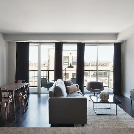 Sonder — Restaurant Row Aparthotel Chicago