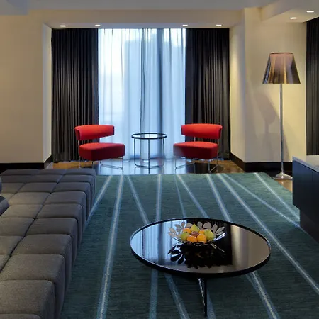 Radisson Blu Aqua Hotel, Hotel Chicago