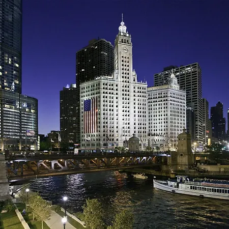 Kinzie Hotel 4*