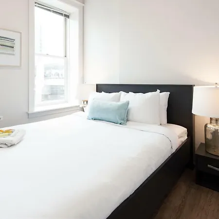 Aparthotel Sonder — Roosevelt Suites