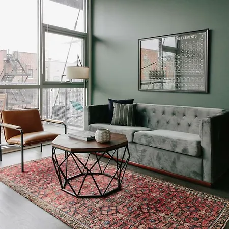 Sonder — Wrightwood Park 4* Chicago