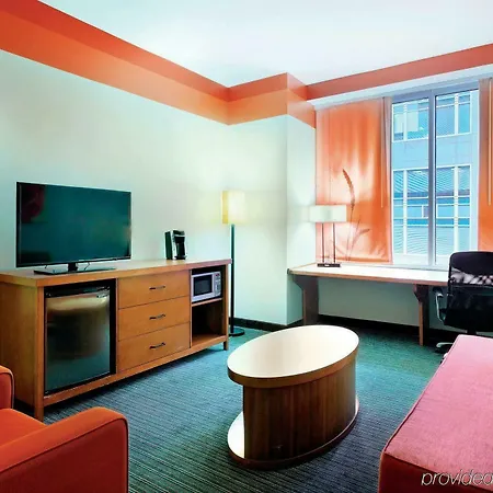 Hotel La Quinta & By Wyndham Downtown Chicago