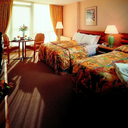 Le Meridien Essex 4*
