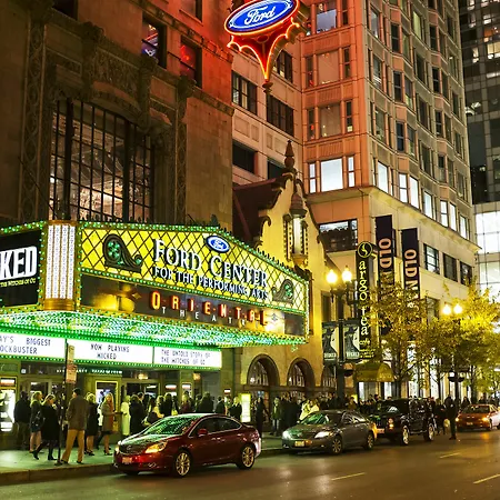 Cambria Loop - Theatre District Hotel