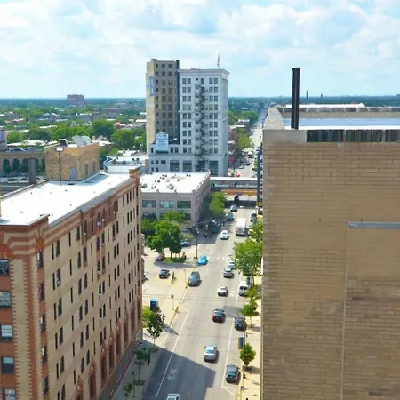 Uptown Gem * Chicago