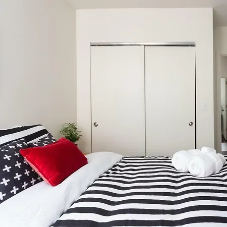 Uptown Gem Apartment *