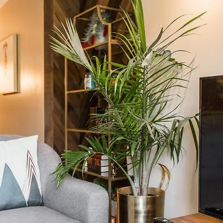 Dubois Guest house 2*