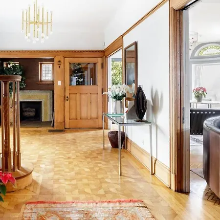 Casa Monarca Holiday home Chicago