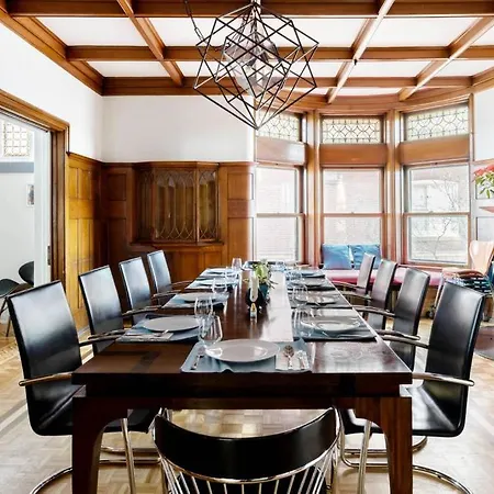 Casa Monarca Holiday home *