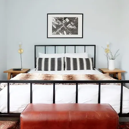 Aparthotel Sonder — West Belmont Chicago
