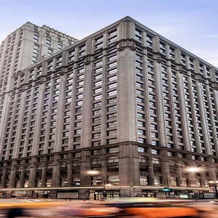 By Marriott Downtown/loop Hotel 3*