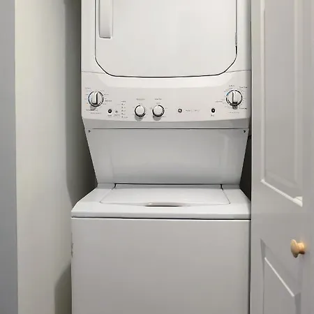 Sonder — West Belmont Aparthotel