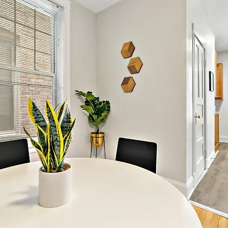 Cool 2br Close To Fun - Grace 2 Apartment